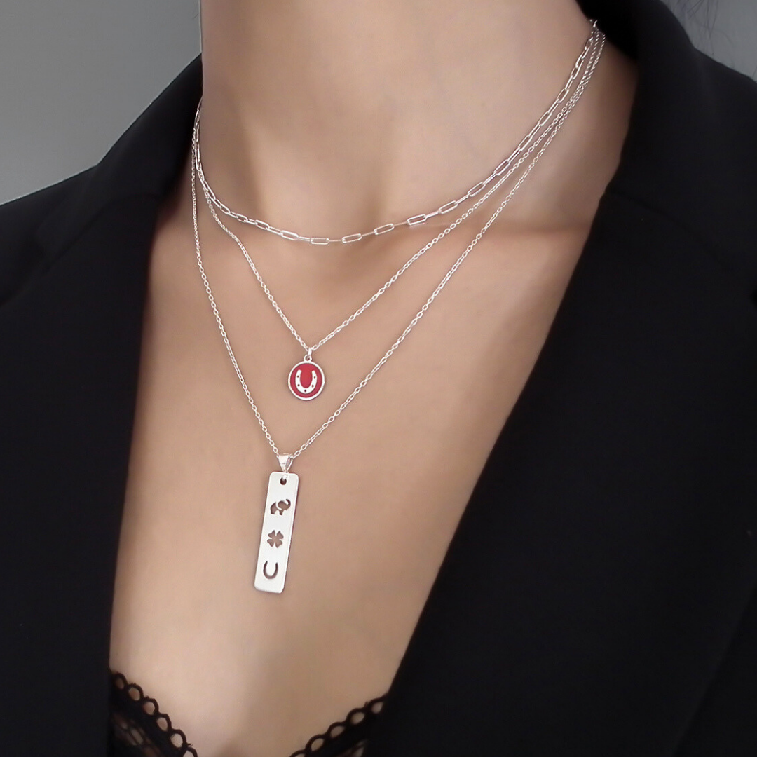Sorenthe Gümüş Takılarla Günlük Stil: Zarafeti Her Anınıza Taşıyın