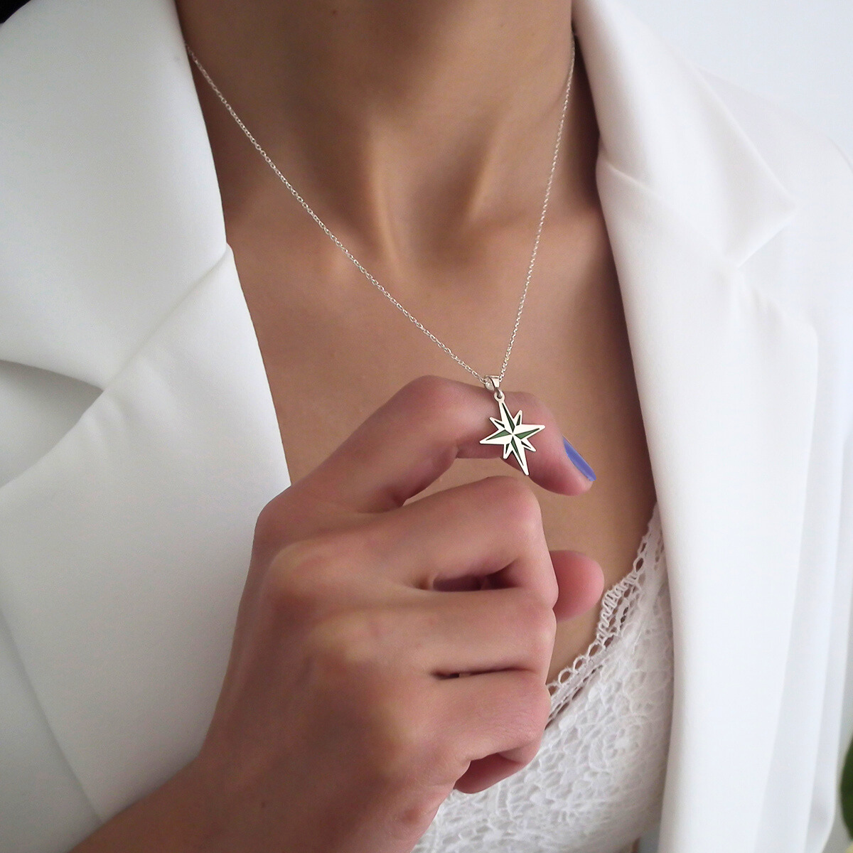 Kuzey Yıldızı Yeşil Mineli Gümüş Kolye