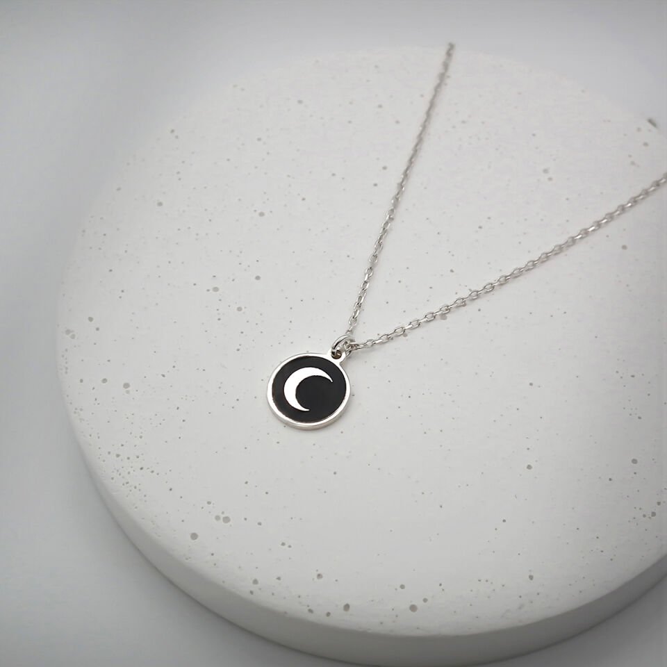 Siyah Mineli Tiny Ay Gümüş Kolye