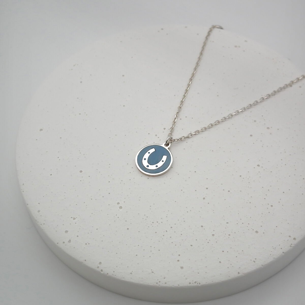 Mavi Mineli Tiny Nal Gümüş Kolye